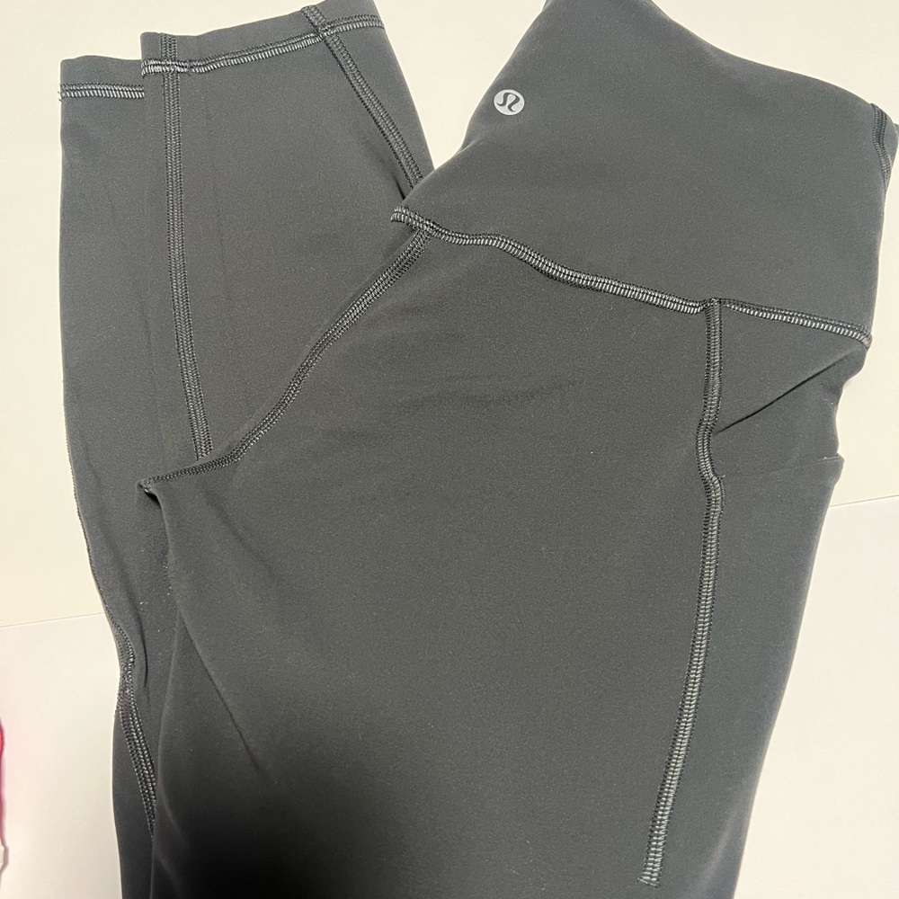 Lululemon leggings like new